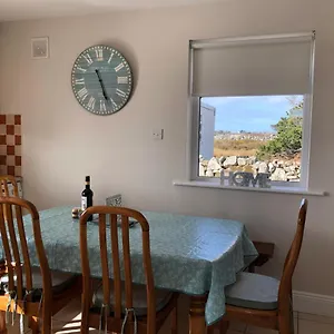 connemara-farmhouse.westport-hotels.com/