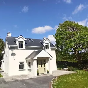 atlantic-way-cottage.westport-hotels.com/